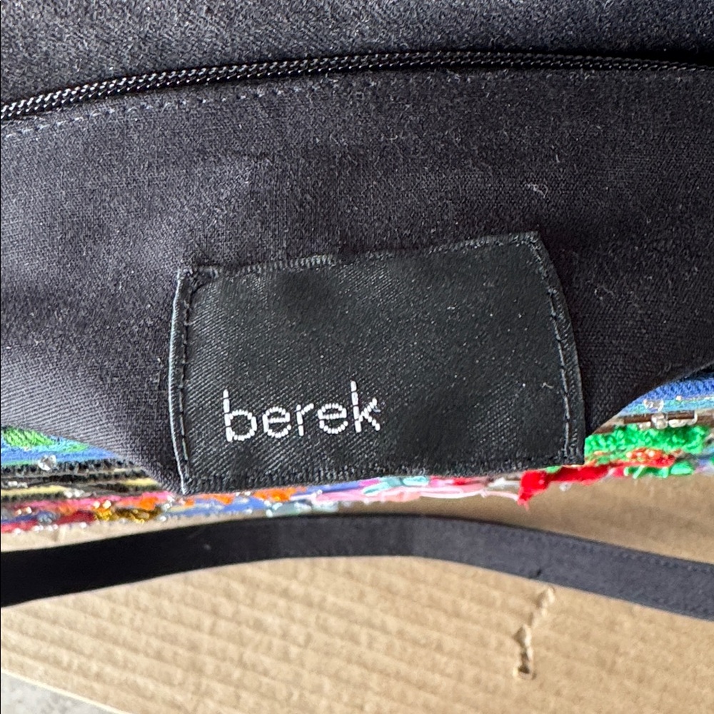 Berek whimsical Holiday handbag. - Picture 4 of 9